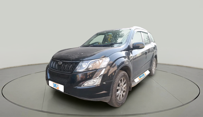 2015 Mahindra XUV500 W10, Diesel, Manual, 83,621 km, exterior