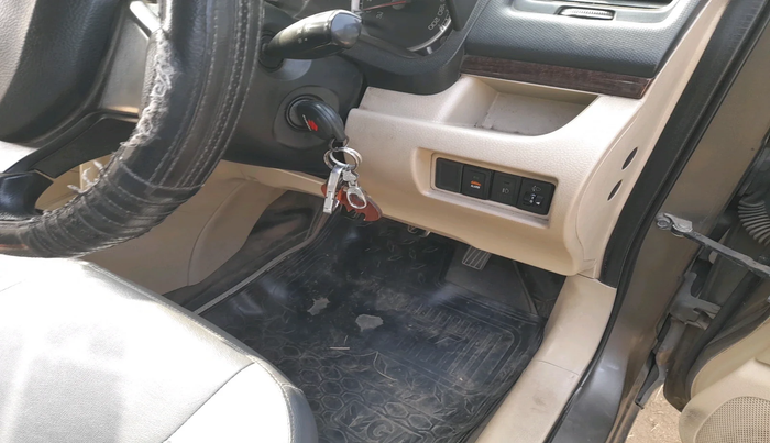 2015 Maruti Swift Dzire VXI, Petrol, Manual, 1,93,196 km, interior