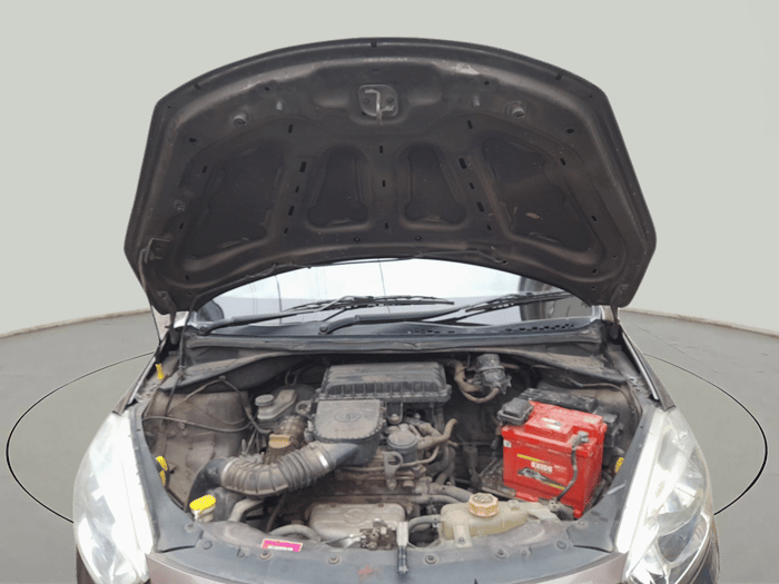 2018 Tata Tiago XE PETROL, Petrol, Manual, 1,40,815 km, exterior