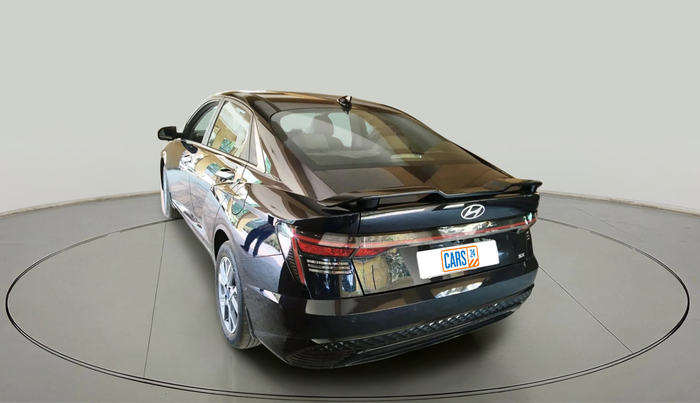 2025 Hyundai Verna  SX 1.5 MPI IVT, Petrol, Automatic, 2,528 km, exterior