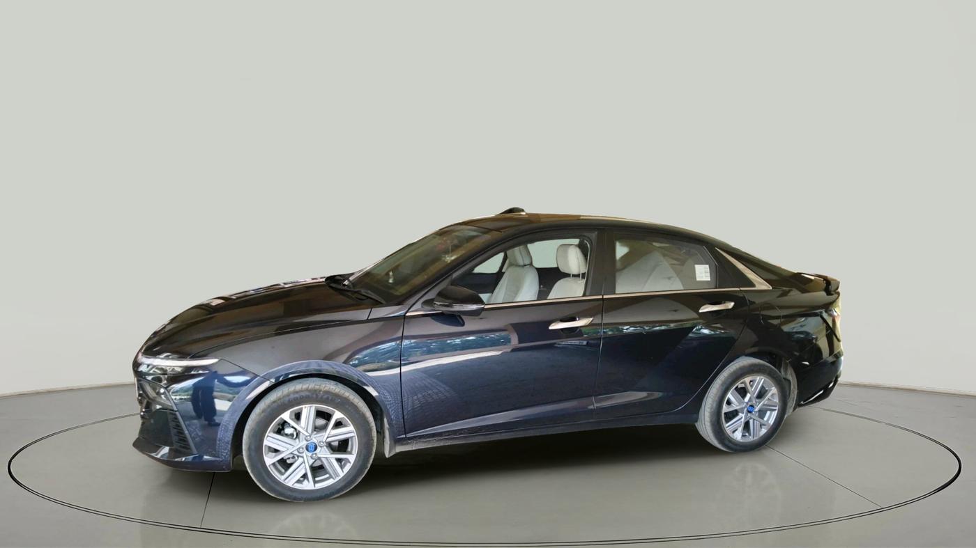 2025 Hyundai Verna  SX 1.5 MPI IVT, Petrol, Automatic, 17,008 km, exterior