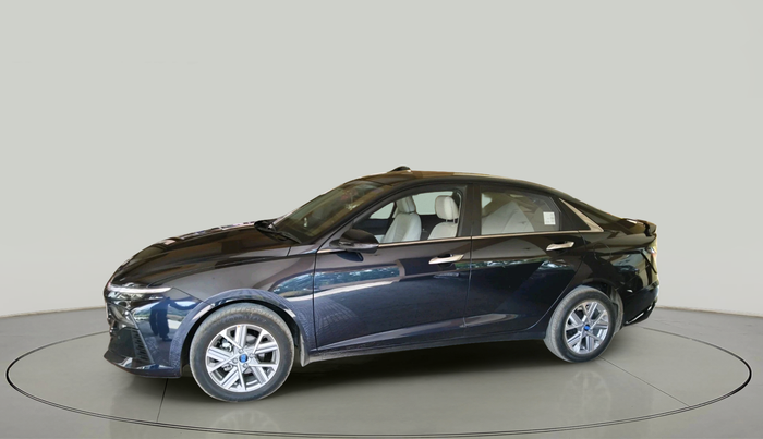 2025 Hyundai Verna  SX 1.5 MPI IVT, Petrol, Automatic, 2,528 km, exterior