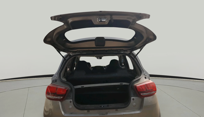 2016 Mahindra Kuv100 K4 6 STR, Petrol, Manual, 2,55,167 km, exterior