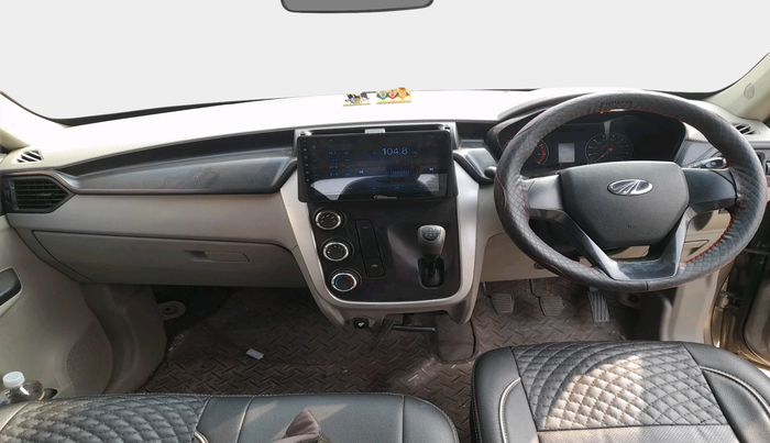 2016 Mahindra Kuv100 K4 6 STR, Petrol, Manual, 2,55,167 km, interior