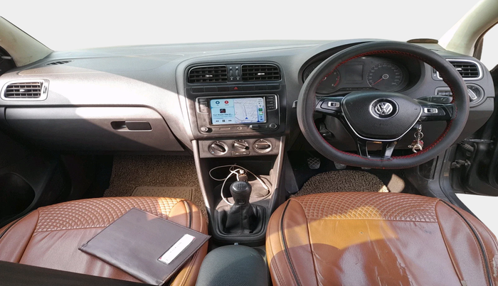 2017 Volkswagen Ameo TRENDLINE 1.2L, Petrol, Manual, 66,963 km, interior