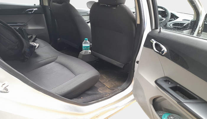 2016 Tata Tiago XZ DIESEL, Diesel, Manual, 53,785 km, interior