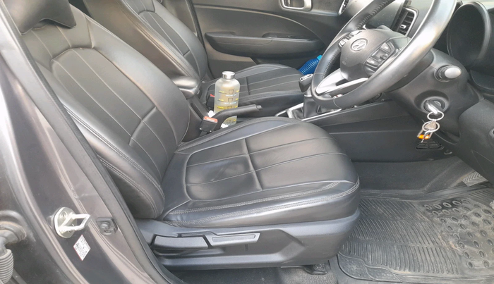 2019 Hyundai VENUE SX 1.0 TURBO, Petrol, Manual, 74,855 km, interior