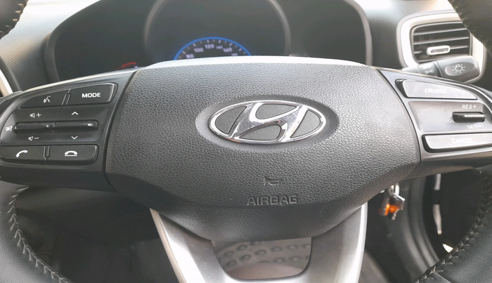 2019 Hyundai VENUE SX 1.0 TURBO, Petrol, Manual, 74,855 km, interior