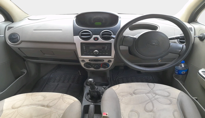 2013 Chevrolet Spark LT 1.0, Petrol, Manual, 1,00,197 km, interior