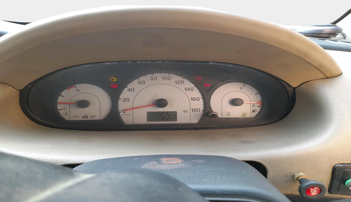 2015 Mahindra Xylo D4, Diesel, Manual, 1,43,272 km, interior