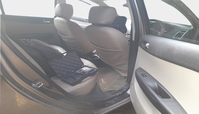 2013 Hyundai i20 MAGNA 1.2, Petrol, Manual, 35,462 km, interior
