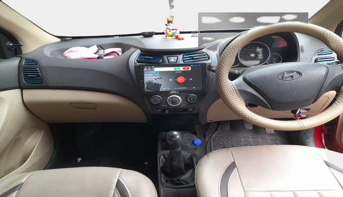 2015 Hyundai Eon MAGNA +, Petrol, Manual, 72,952 km, interior