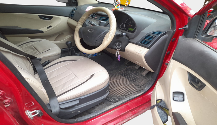 2015 Hyundai Eon MAGNA +, Petrol, Manual, 72,952 km, interior