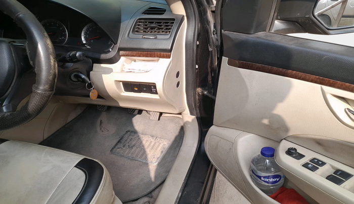 2013 Maruti Swift Dzire VXI, Petrol, Manual, 1,32,009 km, interior