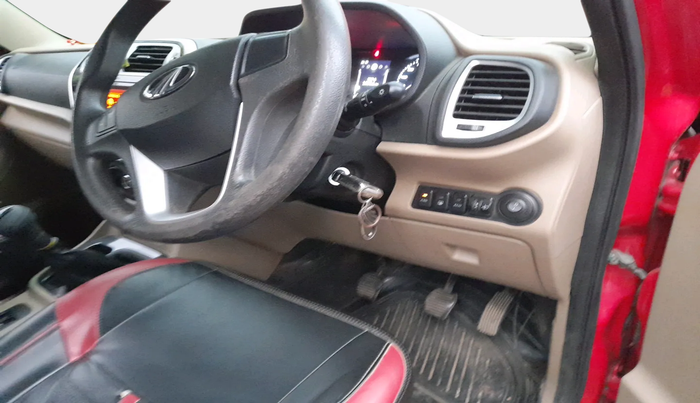 2021 Mahindra BOLERO NEO N 8, Diesel, Manual, 36,600 km, interior
