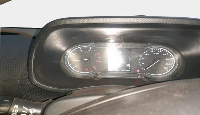 2021 Mahindra BOLERO NEO N 8, Diesel, Manual, 36,600 km, interior