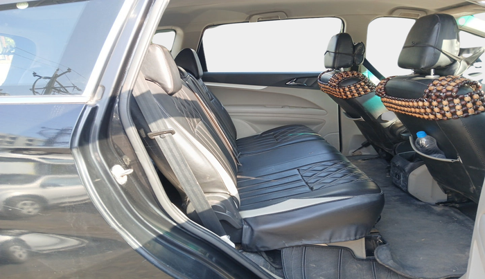 2018 Mahindra MARAZZO M6 8 STR, Diesel, Manual, 1,28,346 km, interior