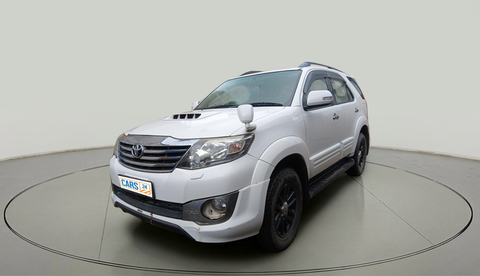 2013 Toyota Fortuner 3.0 4X2 AT, Diesel, Automatic, 1,84,801 km, exterior