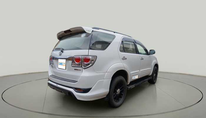 2013 Toyota Fortuner 3.0 4X2 AT, Diesel, Automatic, 1,84,801 km, exterior