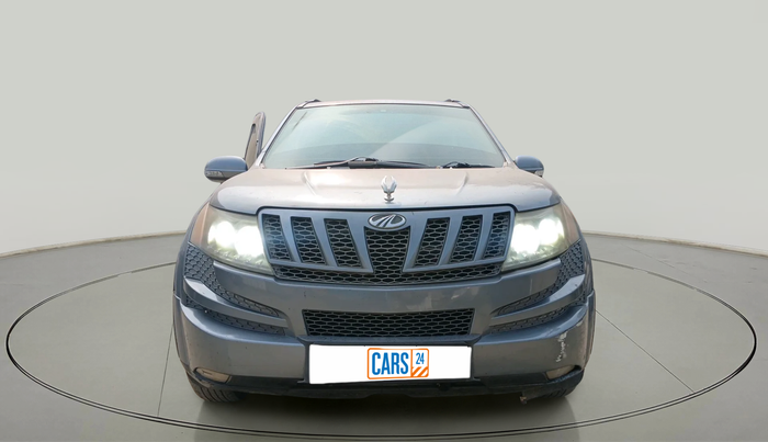 2013 Mahindra XUV500 W6, Diesel, Manual, 1,49,913 km, exterior