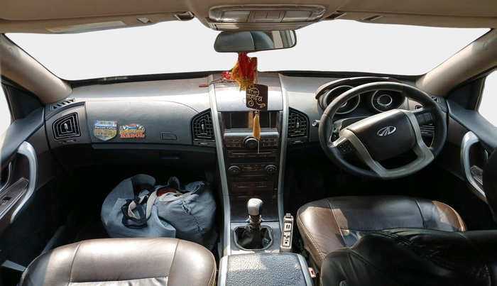 2013 Mahindra XUV500 W6, Diesel, Manual, 1,49,913 km, interior