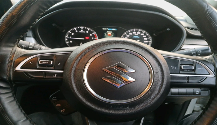 2022 Maruti BREZZA ZXI SMART HYBRID , Petrol, Manual, 22,880 km, interior