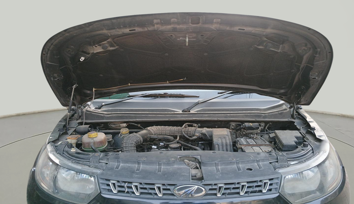 2016 Mahindra Kuv100 K6 D 6 STR, Diesel, Manual, 80,045 km, exterior