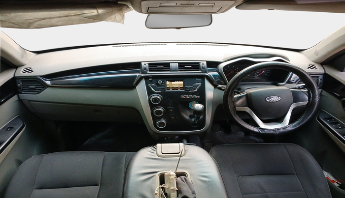 2016 Mahindra Kuv100 K6 D 6 STR, Diesel, Manual, 80,045 km, interior