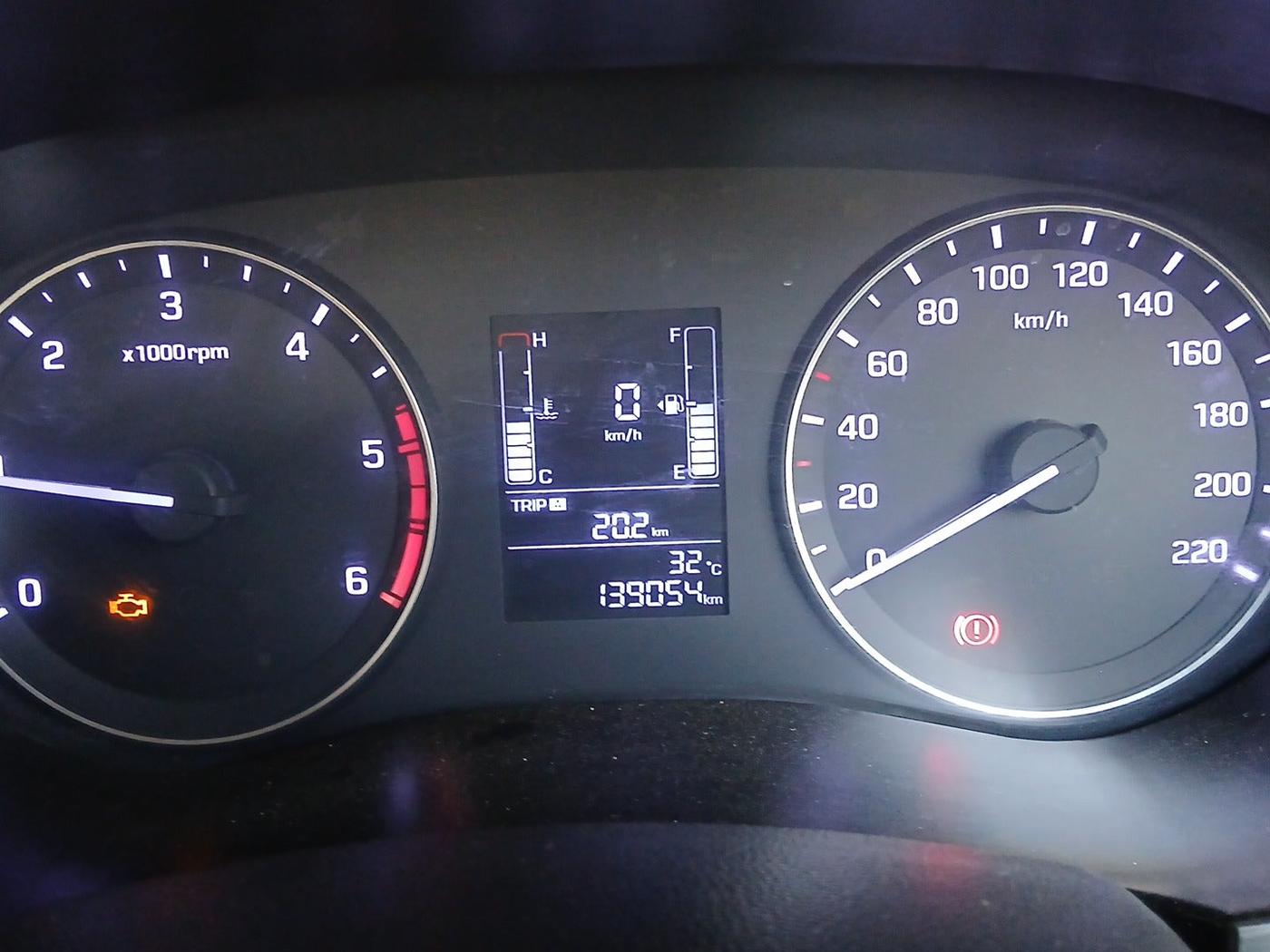 2015 Hyundai Elite i20 SPORTZ 1.4 (O) CRDI, Diesel, Manual, 1,39,054 km, interior