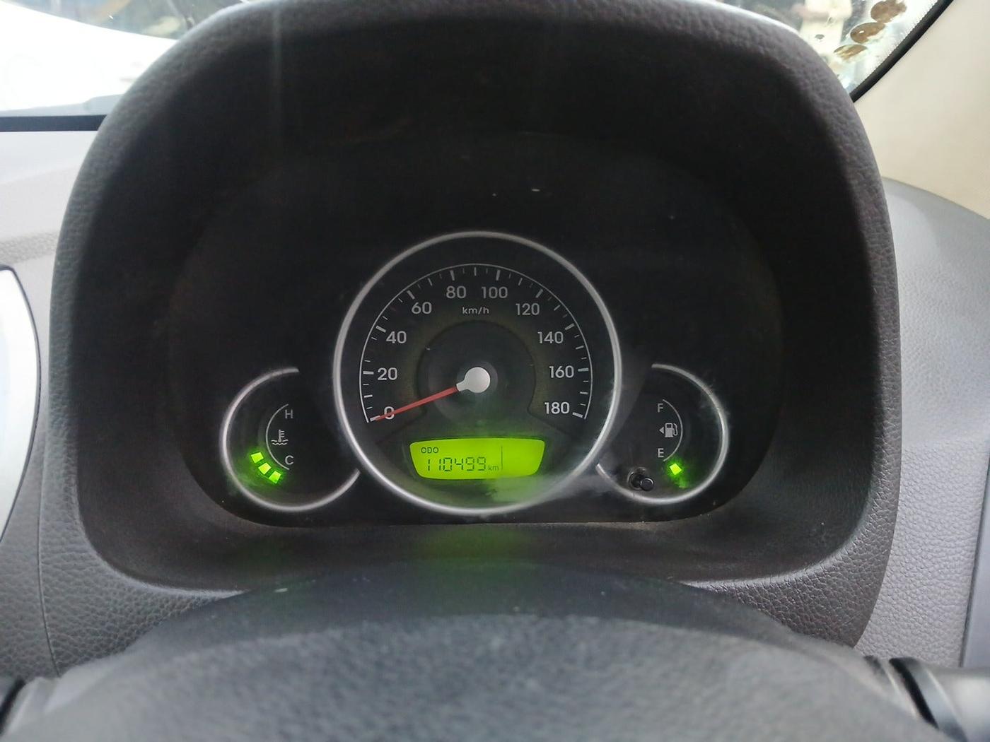 2013 Hyundai Eon MAGNA +, Petrol, Manual, 1,10,499 km, interior