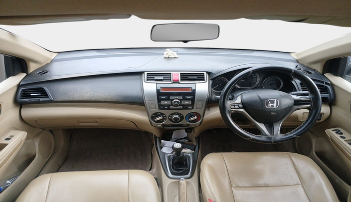 2013 Honda City 1.5L I-VTEC S MT, Petrol, Manual, 1,40,780 km, interior