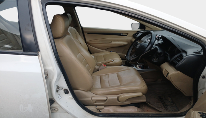 2013 Honda City 1.5L I-VTEC S MT, Petrol, Manual, 1,40,780 km, interior