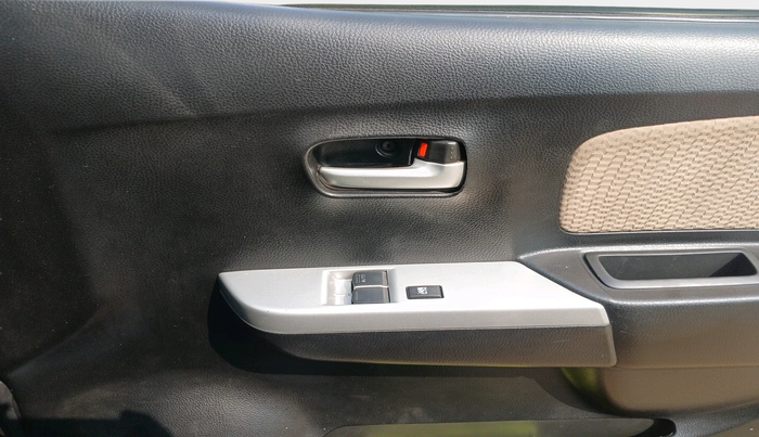 2018 Maruti Wagon R 1.0 LXI CNG, Petrol, Manual, 56,364 km, interior