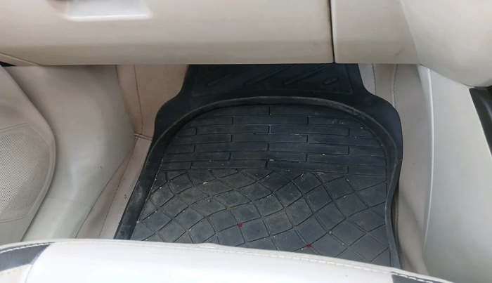 2019 Maruti Dzire VXI, Petrol, Manual, 1,81,619 km, interior