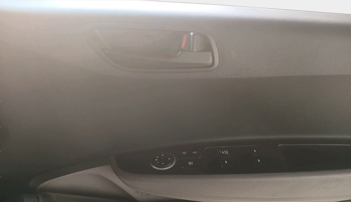 2020 Hyundai Grand i10 MAGNA 1.2 KAPPA VTVT, Petrol, Manual, 93,867 km, interior