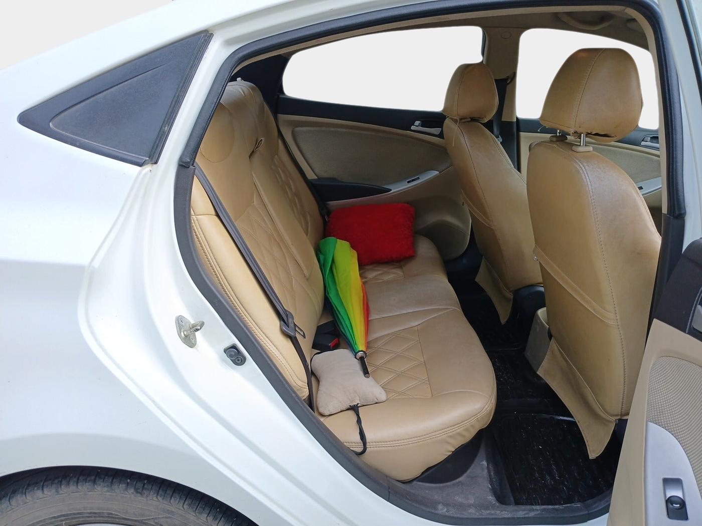 2013 Hyundai Verna FLUIDIC 1.4 VTVT, Petrol, Manual, 62,973 km, interior