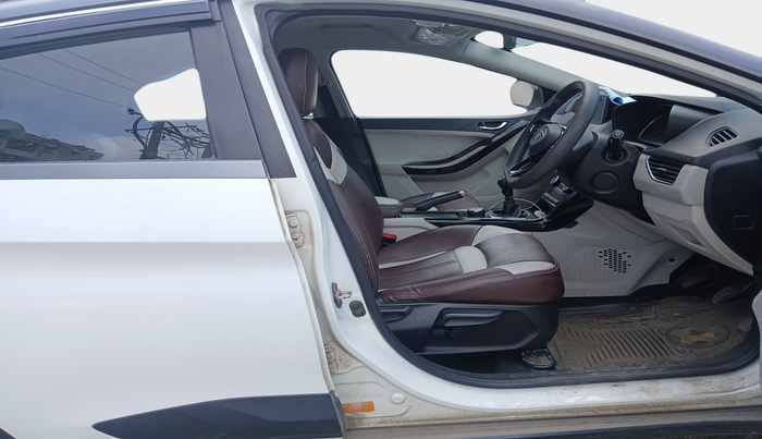 2020 Tata NEXON XZ PLUS PETROL DUAL TONE, Petrol, Manual, 1,03,537 km, interior