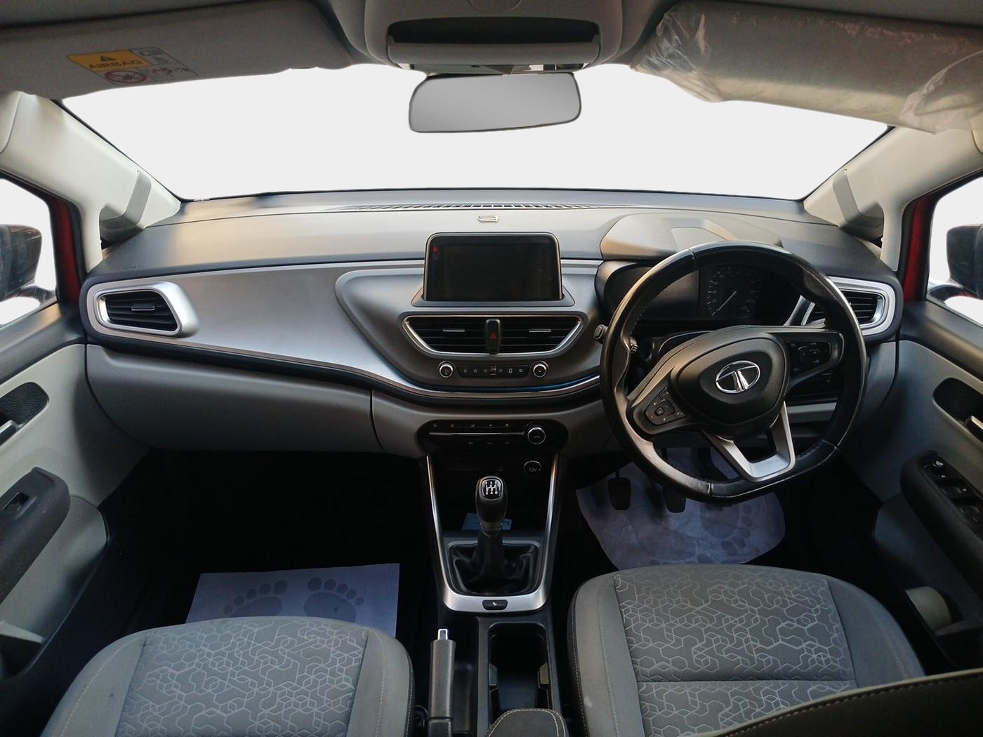 2020 Tata ALTROZ XZ PETROL, Petrol, Manual, 22,526 km, interior
