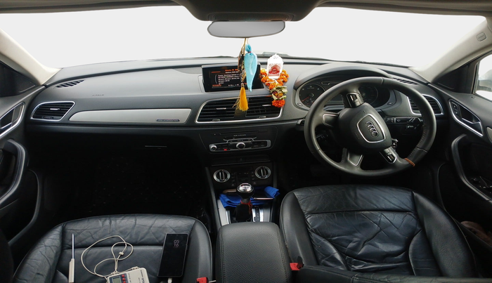 2014 Audi Q3 2.0 TDI, Diesel, Automatic, 1,17,823 km, interior