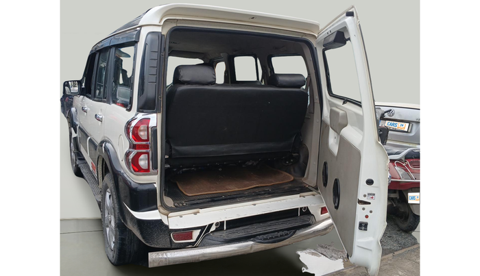 2017 Mahindra Scorpio S11 2WD, Diesel, Manual, 2,16,152 km, exterior