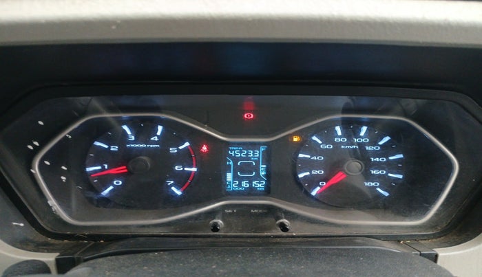 2017 Mahindra Scorpio S11 2WD, Diesel, Manual, 2,16,152 km, interior