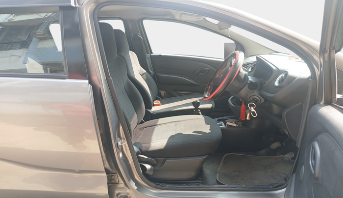 2017 Datsun Redi Go T (O), Petrol, Manual, 45,557 km, interior