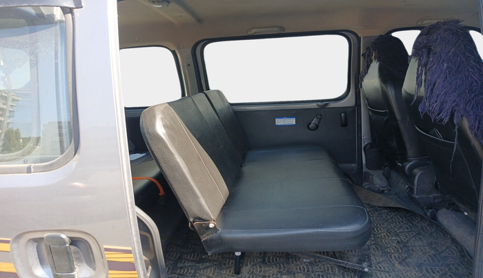 2024 Maruti Eeco 5 STR AC CNG, Petrol, Manual, 16,817 km, interior