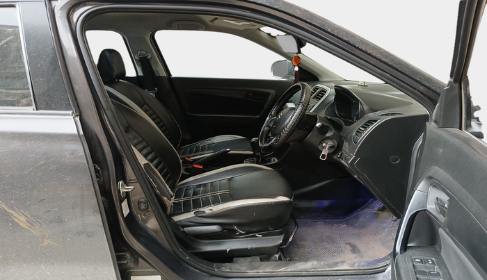 2018 Maruti Vitara Brezza VDI, Diesel, Manual, 1,13,402 km, interior