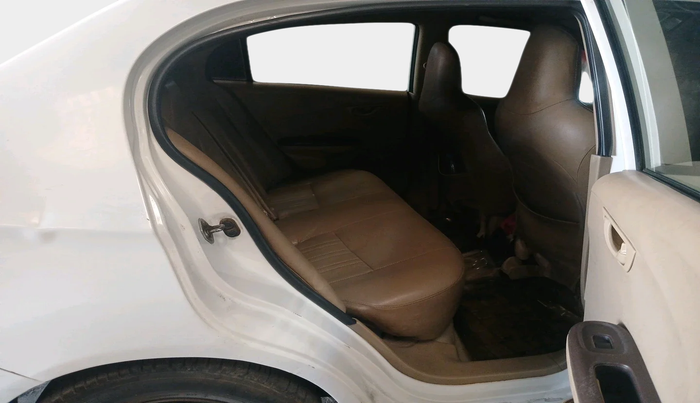 2013 Honda Amaze 1.5L I-DTEC S, Diesel, Manual, 90,912 km, interior