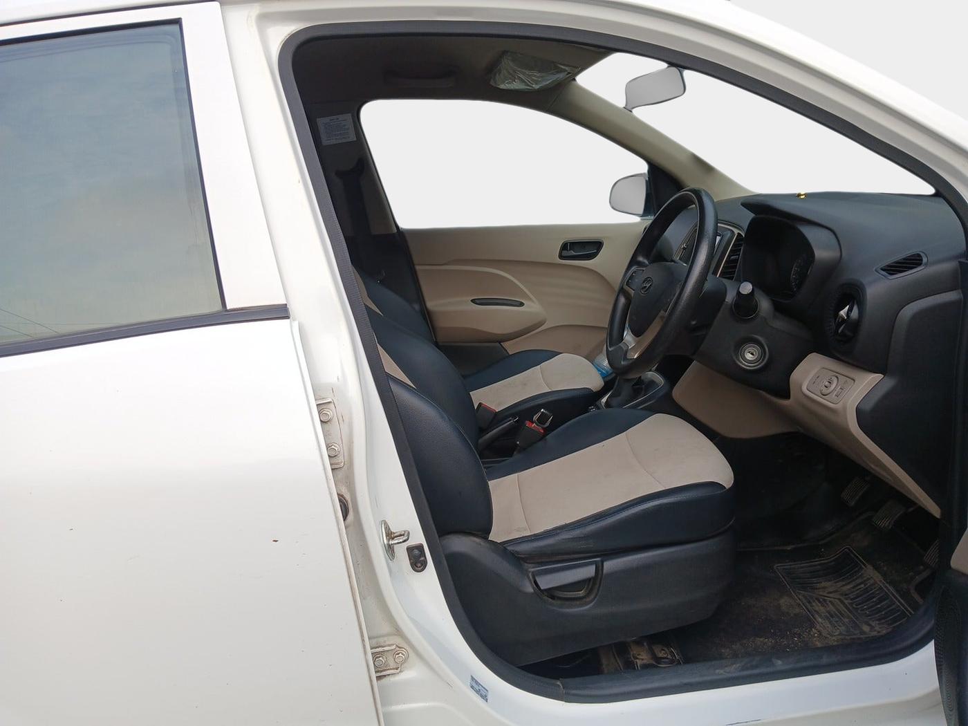 2021 Hyundai NEW SANTRO SPORTZ EXECUTIVE MT CNG, Petrol, Manual, 73,940 km, interior