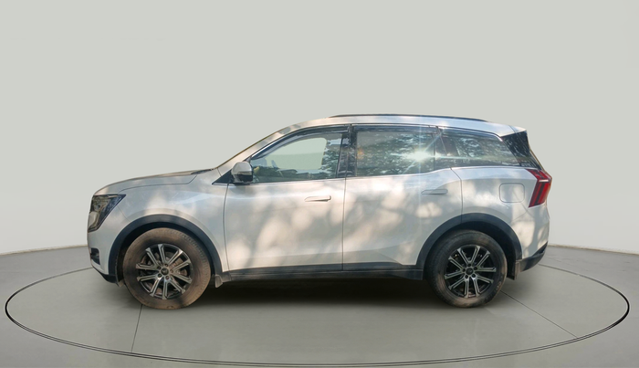 2021 Mahindra XUV700 AX 7 LUXURY D AT 7 STR, Diesel, Automatic, 41,552 km, exterior