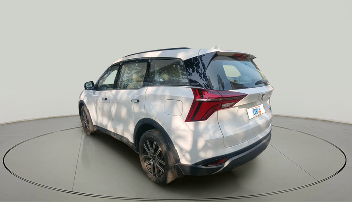 2021 Mahindra XUV700 AX 7 LUXURY D AT 7 STR, Diesel, Automatic, 41,552 km, exterior