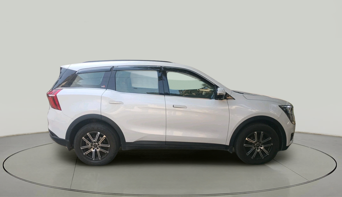 2021 Mahindra XUV700 AX 7 LUXURY D AT 7 STR, Diesel, Automatic, 41,552 km, exterior