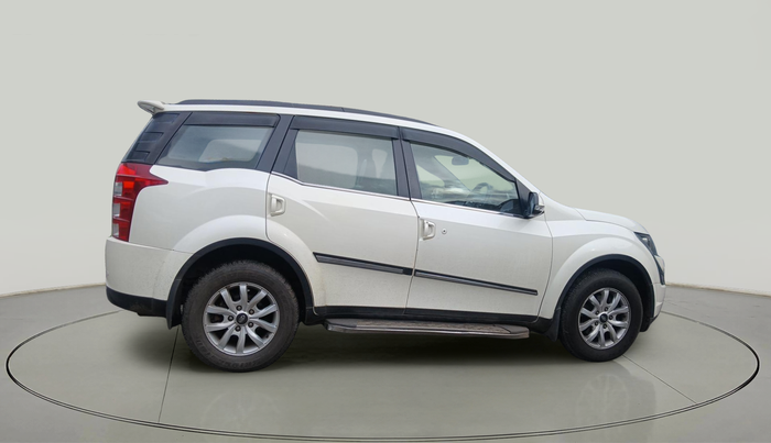 2015 Mahindra XUV500 W10, Diesel, Manual, 99,639 km, exterior